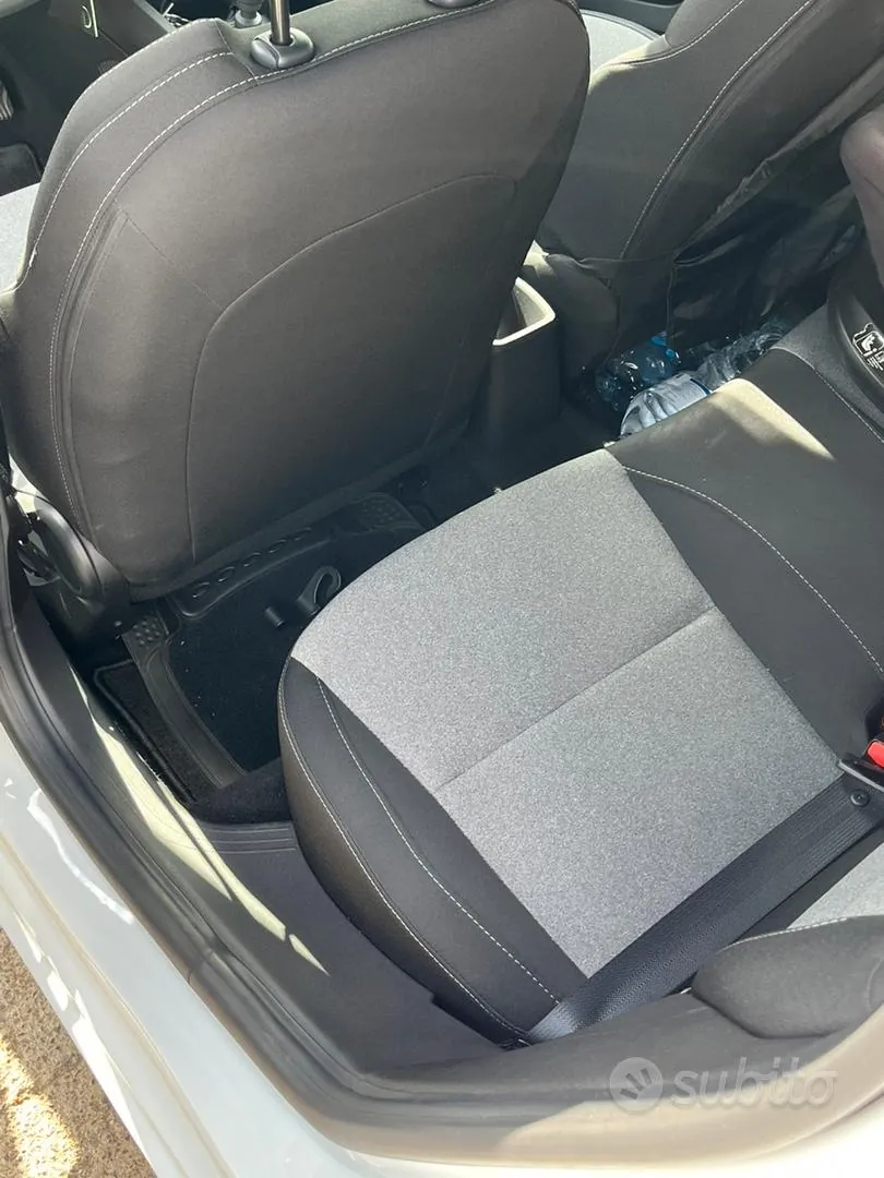 Renault Clio 2025 photo 4