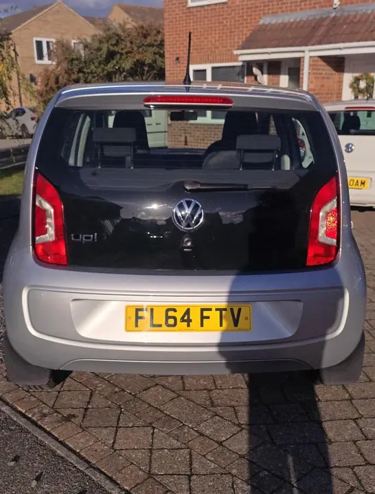 Volkswagen Up 2014 photo 3