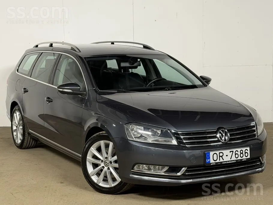 Volkswagen Passat 2011 photo 2