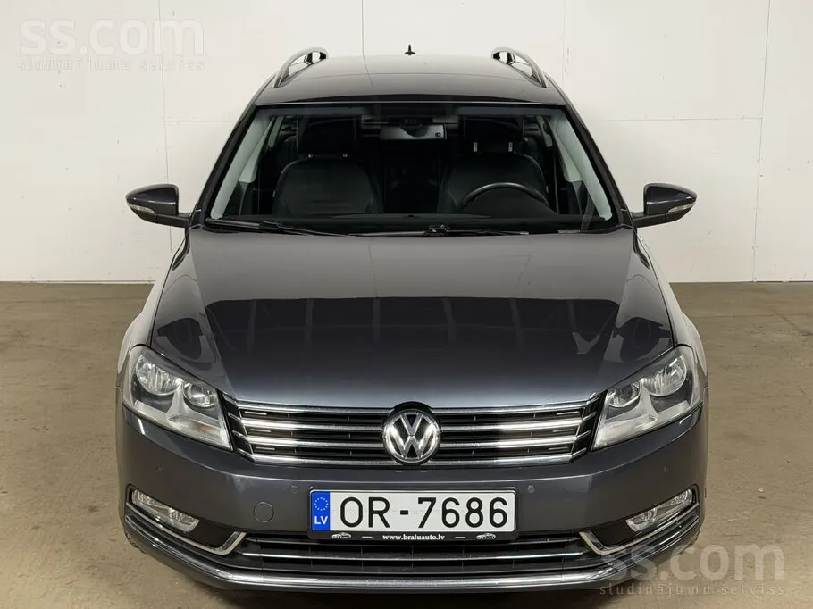Volkswagen Passat 2011 photo 3