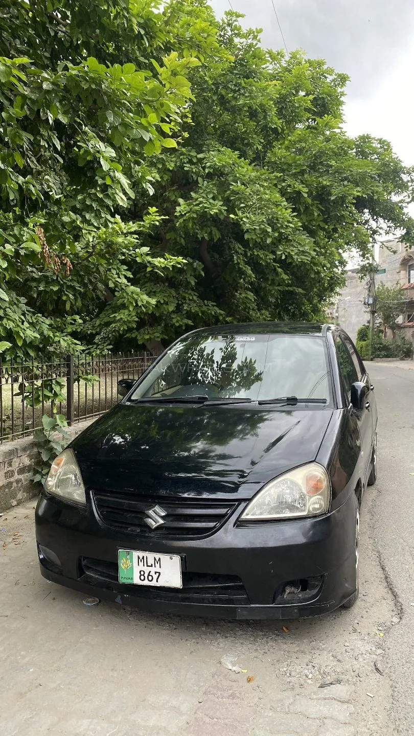 Suzuki Liana