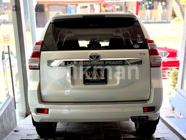 Toyota Land Cruiser Prado 2015 photo 4
