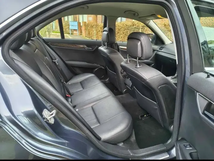 Mercedes-Benz C-Class 2008 photo 5