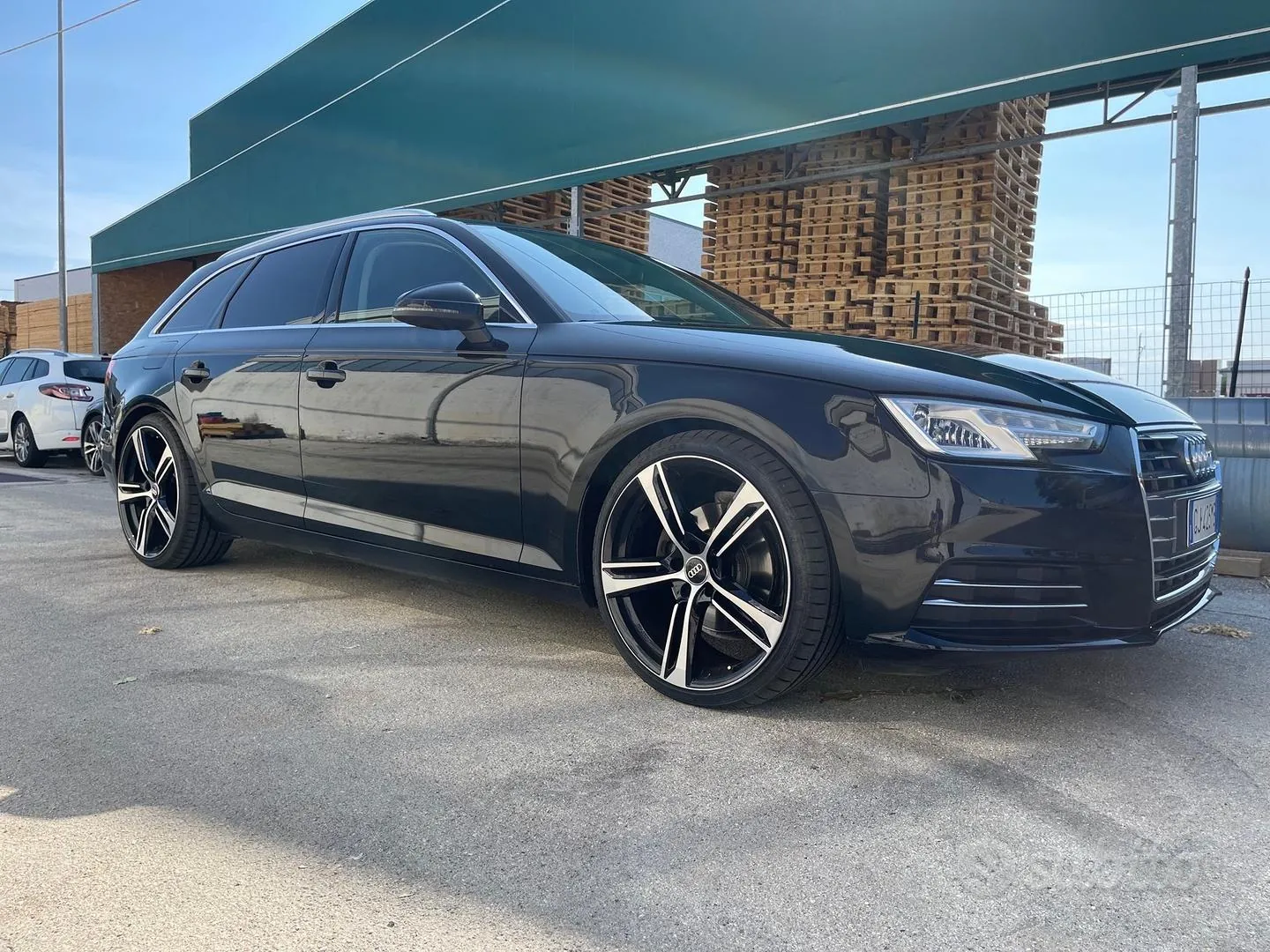 Audi A4 2016 photo 2