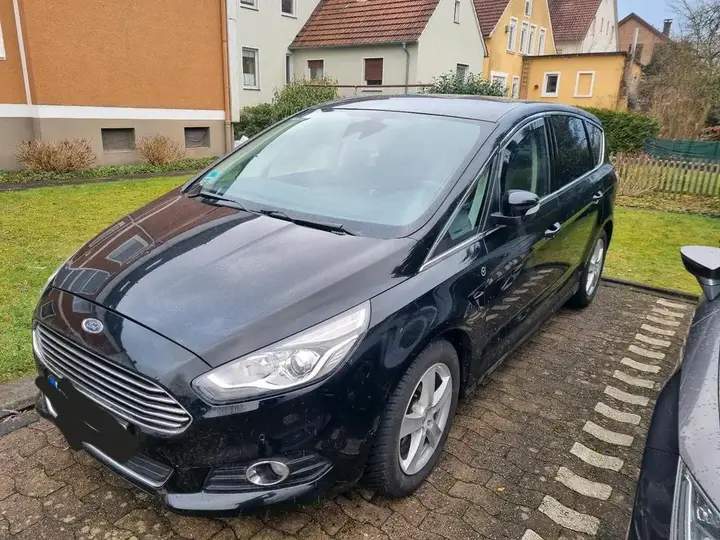 Ford S-Max