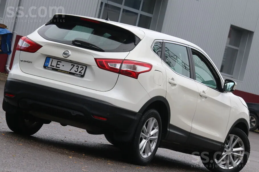 Nissan Qashqai 2014 photo 2