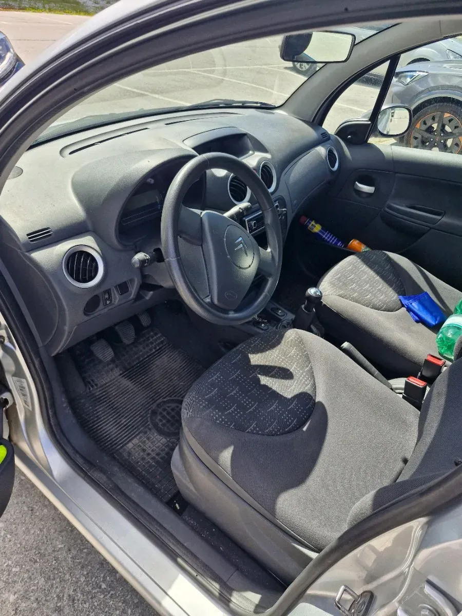 Citroen C3 2008 photo 3