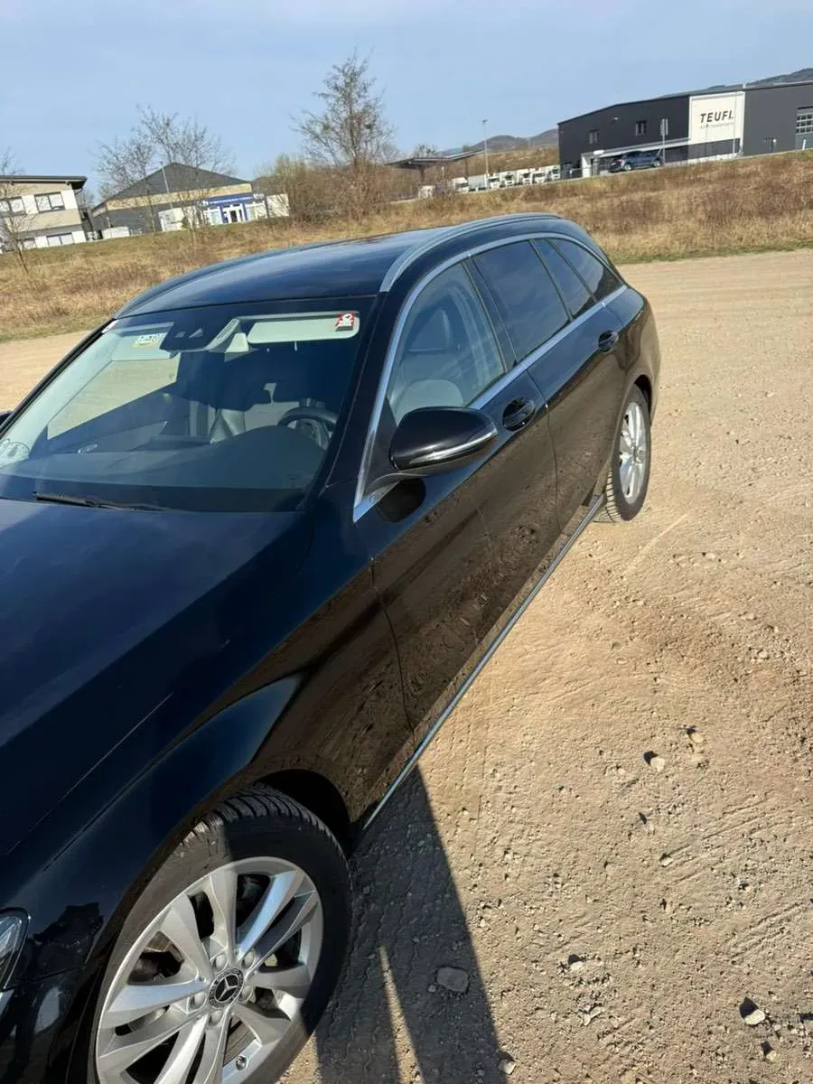 Mercedes-Benz C-Class 2019 photo 3