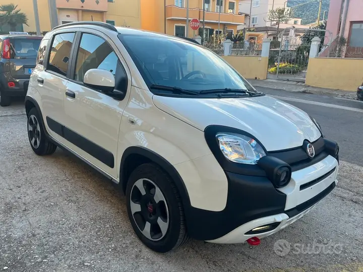 Fiat Panda Cross 2024 photo 4