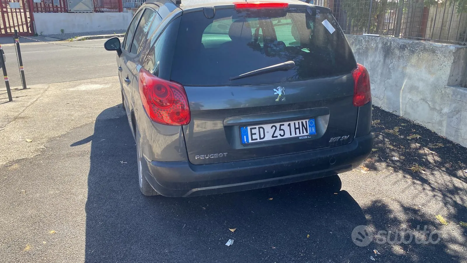 Peugeot 207 2010 photo 3
