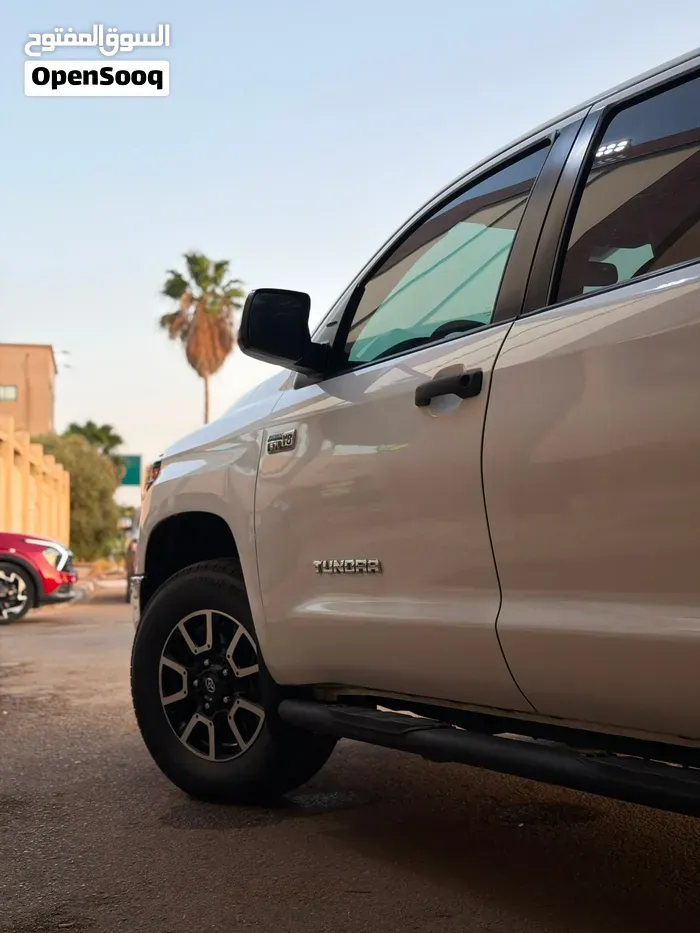 Toyota Tundra 2015 photo 4