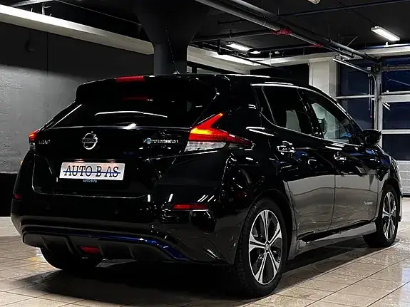 Nissan Leaf 2018 photo 5