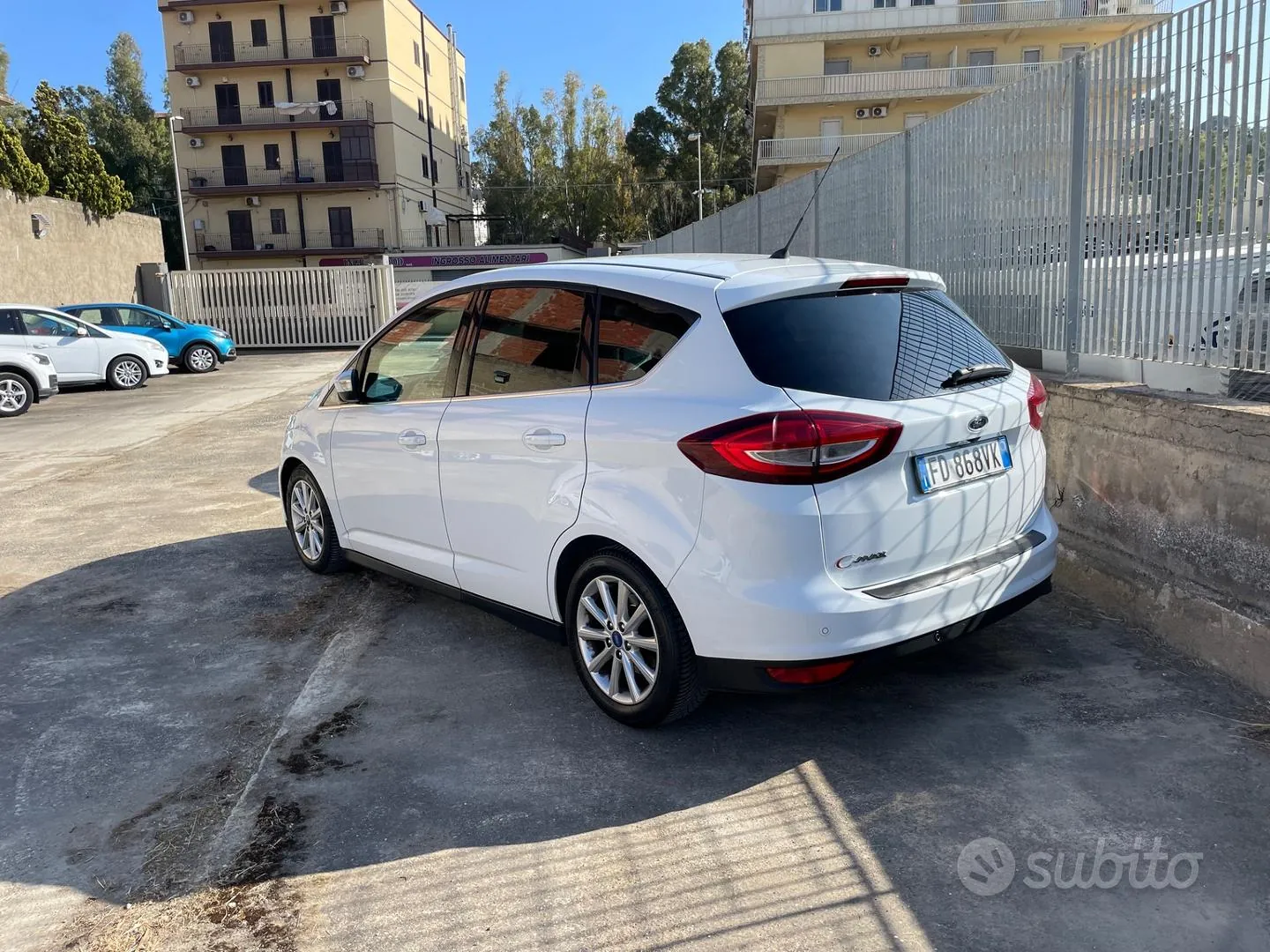 Ford C-Max 2016 photo 3