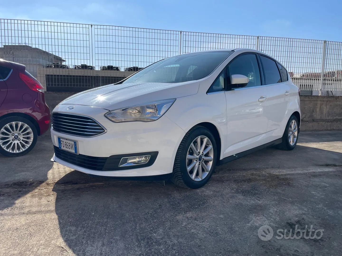 Ford C-Max 2016 photo 2