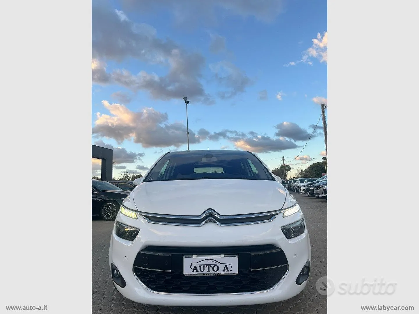 Citroen C4 Picasso 2015 photo 2