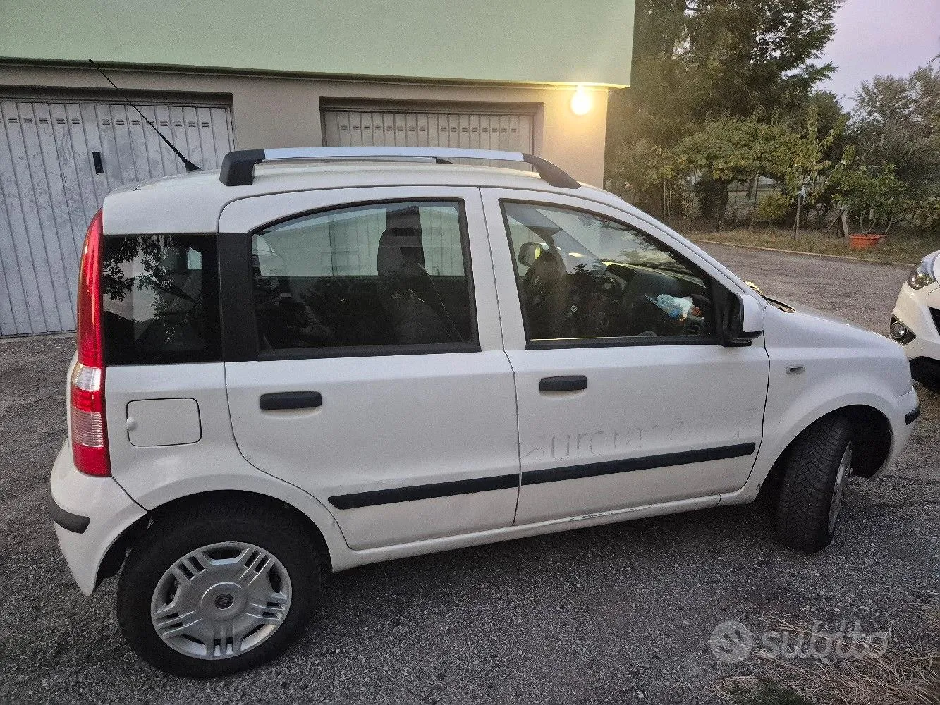 Fiat Panda 2010 photo 4