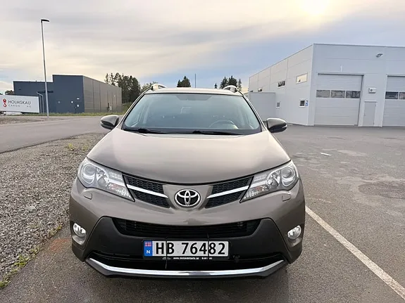 Toyota Rav4 2013 photo 2