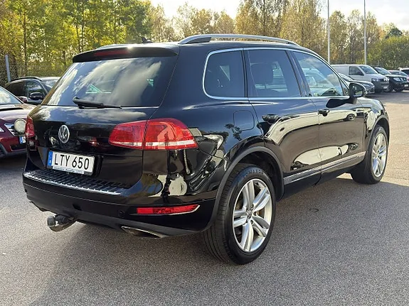 Volkswagen Touareg 2012 photo 4