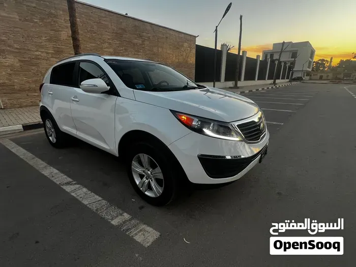Kia Sportage 2013 photo 2