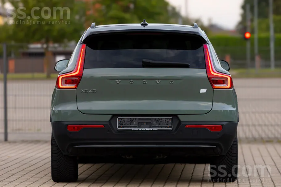 Volvo Xc40 2023 photo 5