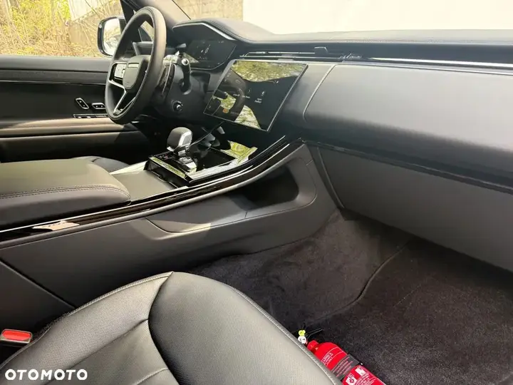 Land Rover Range Rover Sport 2025 photo 3