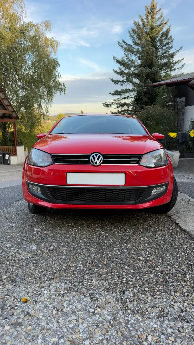 Volkswagen Polo 2014 photo 2
