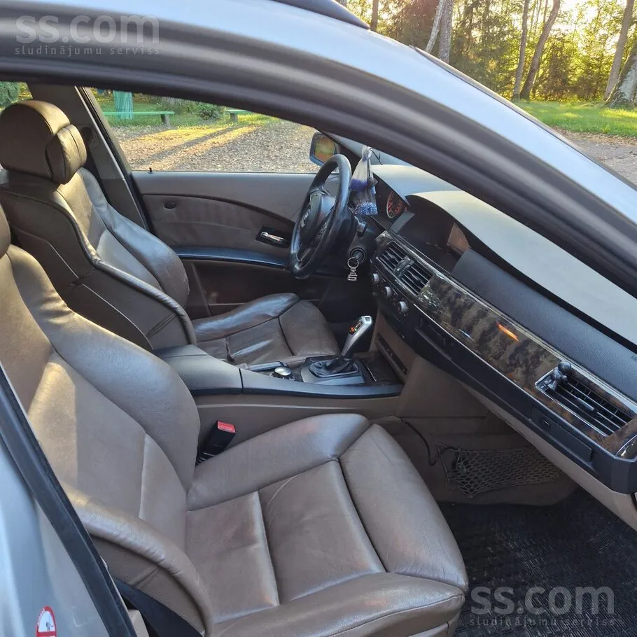 BMW 530 2004 photo 4
