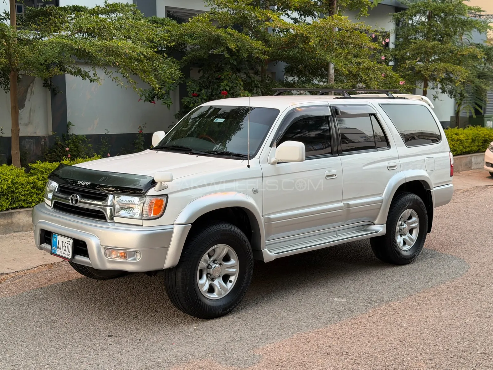 Toyota Hilux Surf