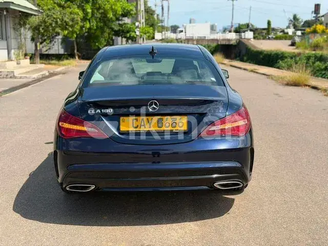 Mercedes-Benz Cla 180 2017 photo 2