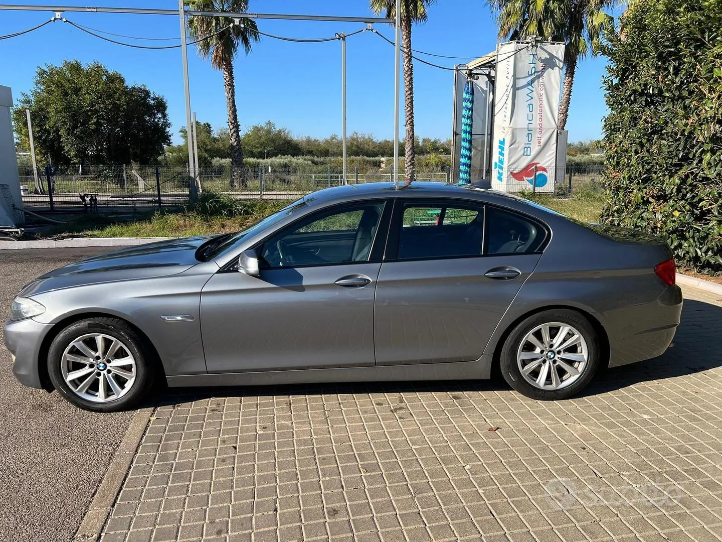 BMW 530D 2011 photo 3