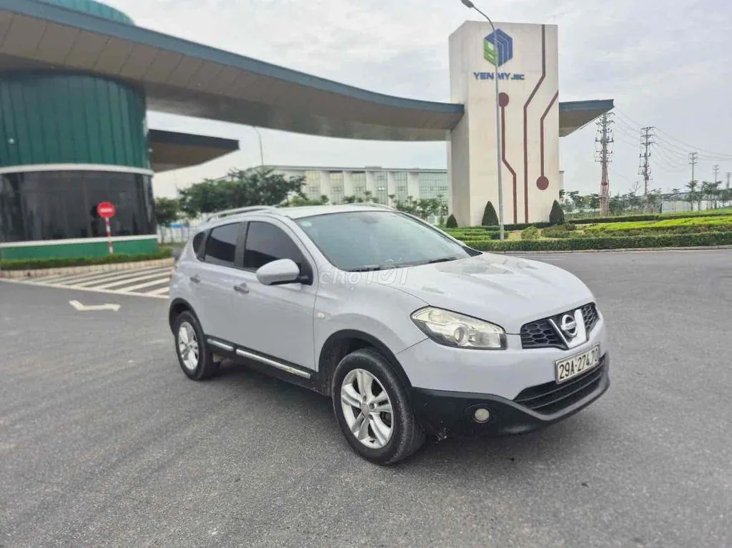 Nissan Qashqai 2010 photo 3