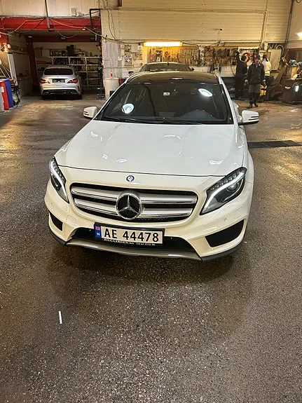 Mercedes-Benz Gla200 2015 photo 4