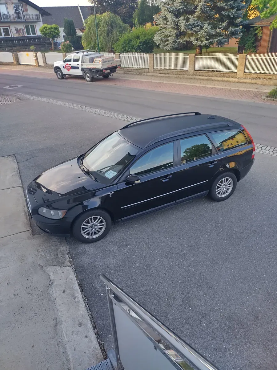 Volvo V50