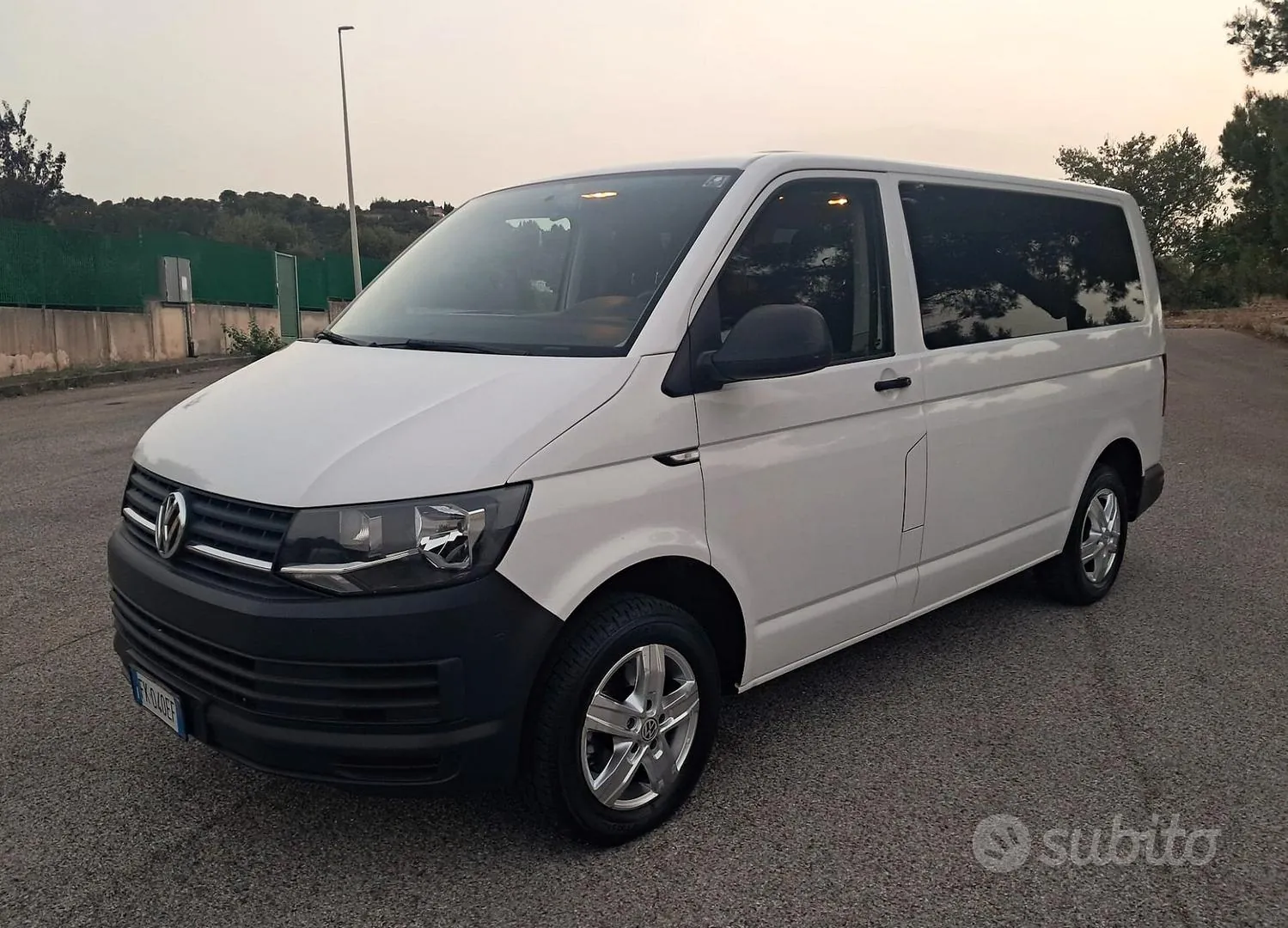 Volkswagen Caravelle 2017 photo 3