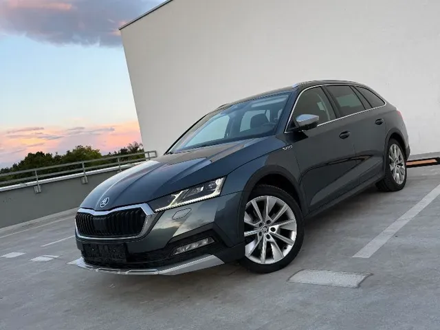 Skoda Octavia Combi 2022 photo 4