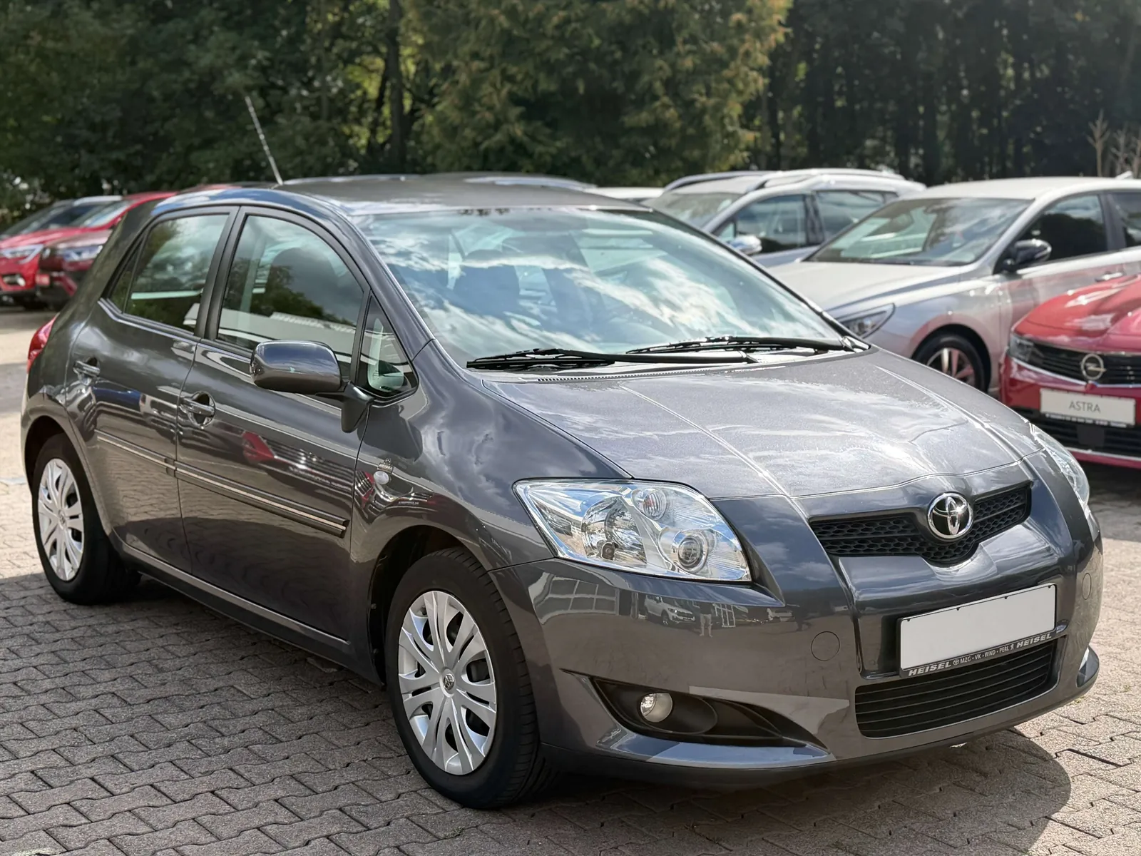 Toyota Auris 2007 photo 2