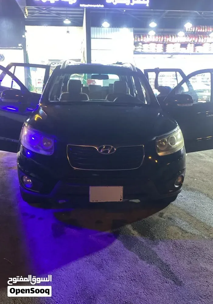 Hyundai Santa Fe 2012 photo 3