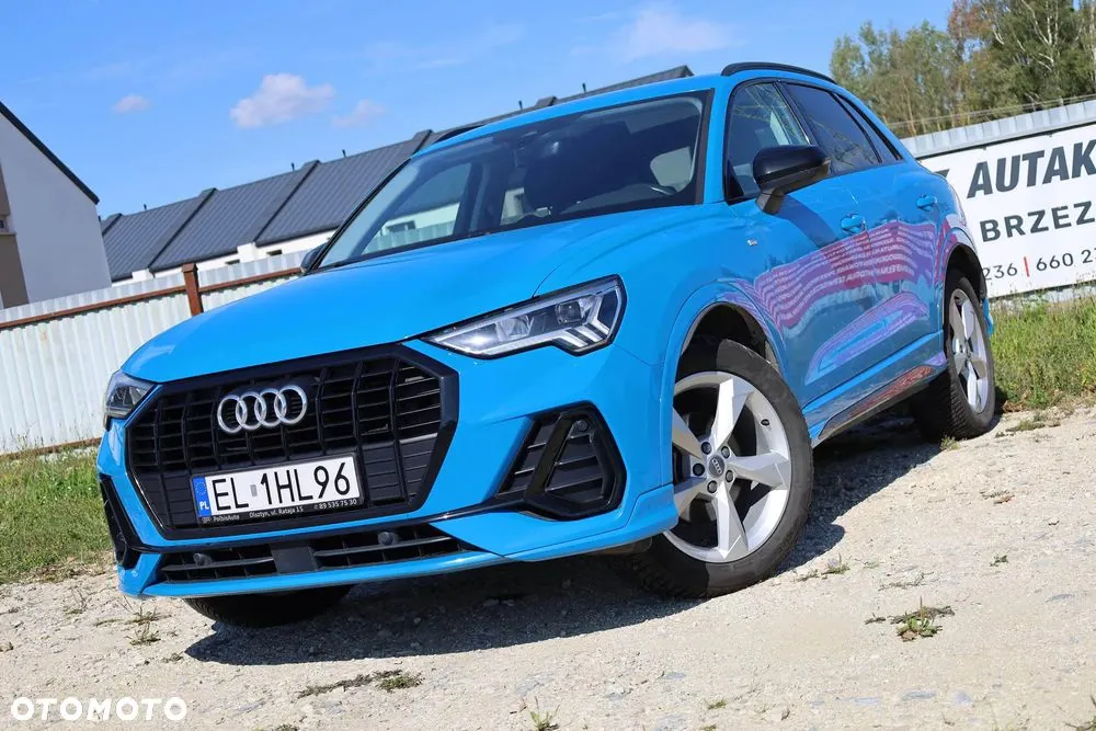 Audi Q3 2019 photo 2