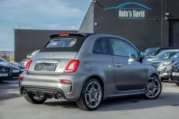 Abarth 595 2022 photo 2