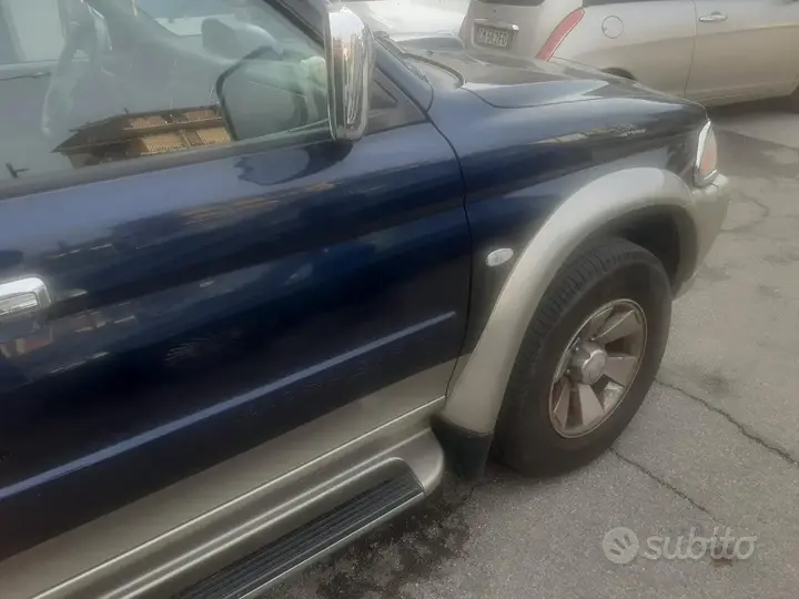 Mitsubishi Pajero Sport 2003 photo 5