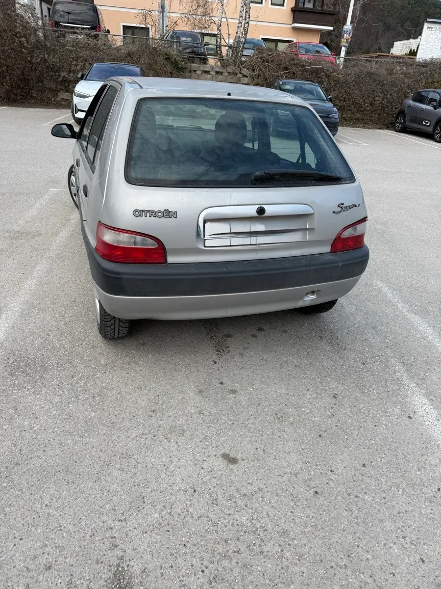 Citroen Saxo 2001 photo 2
