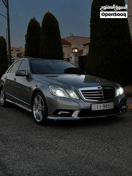 Mercedes-Benz E 200 2010 photo 5