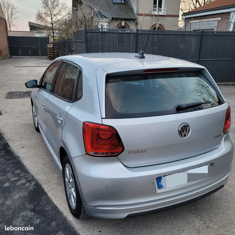 Volkswagen Polo 2012 photo 3