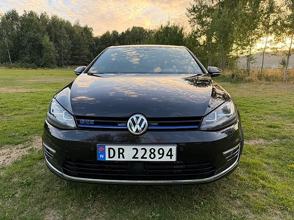 Volkswagen Golf 2017 photo 3