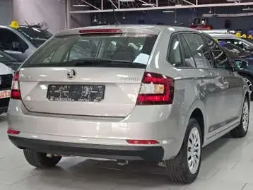 Skoda Rapid 2018 photo 2