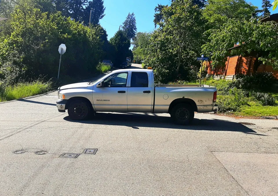 Dodge Ram 1500 2004 photo 4