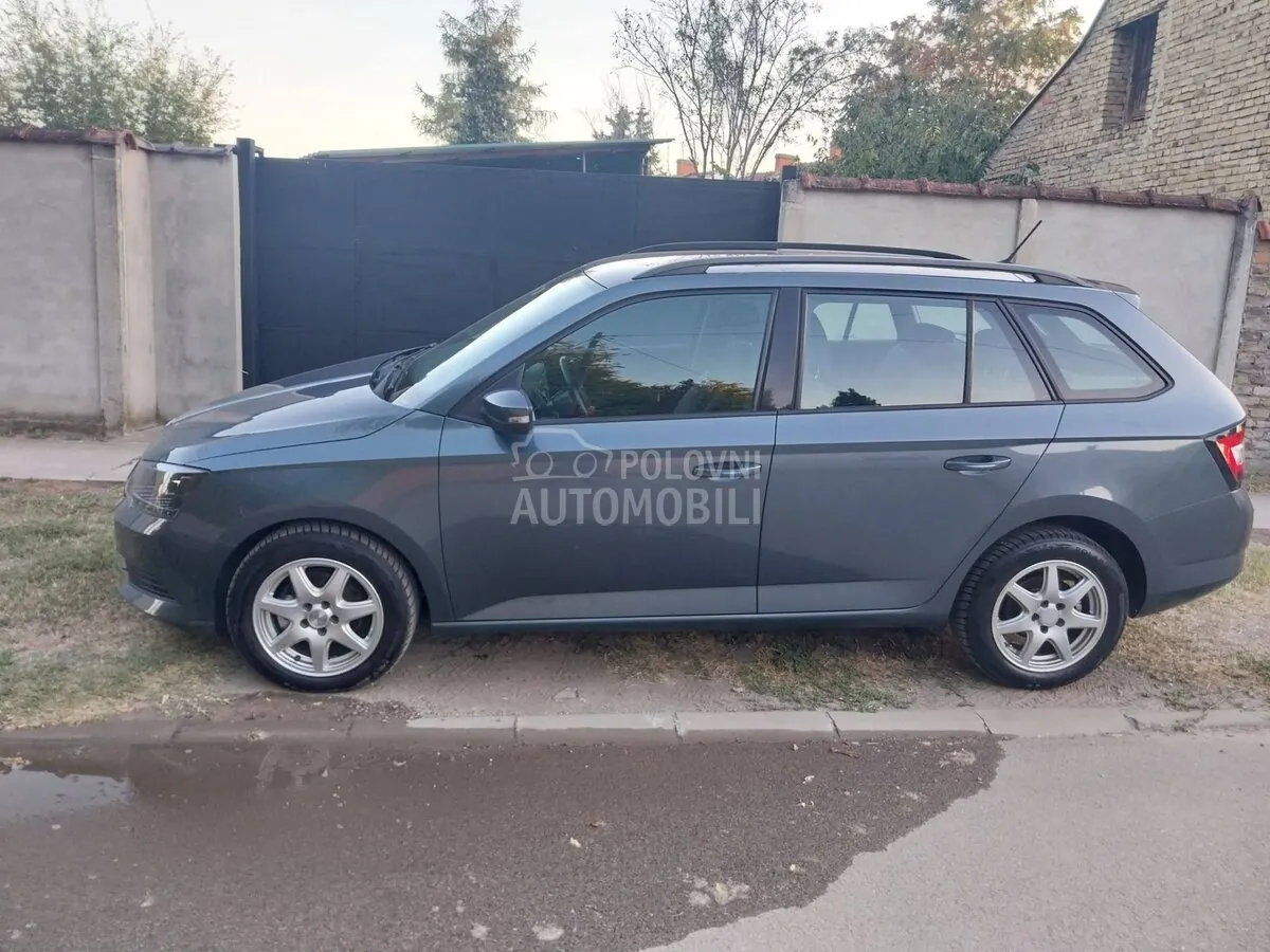 Skoda Fabia 2015 photo 4