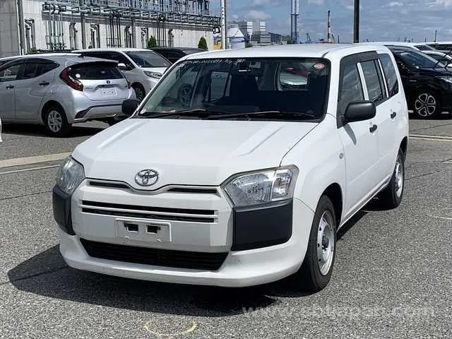 Toyota Probox Van 2016 photo 2