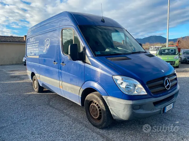 Mercedes-Benz Sprinter 2010 photo 3