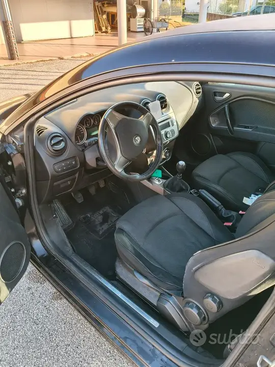 Alfa Romeo Mito 2009 photo 4